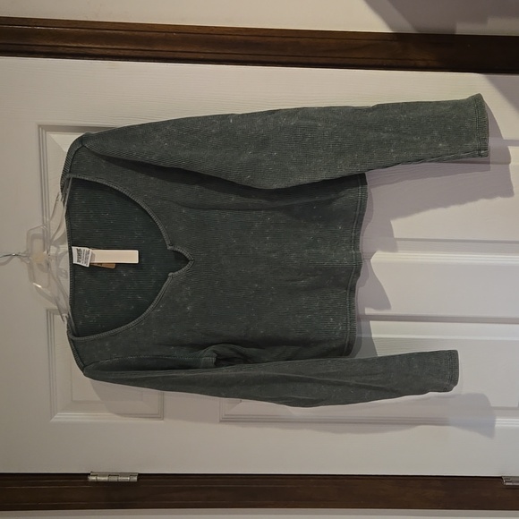 PINK Victoria's Secret Tops - Victoria's Secret Pink